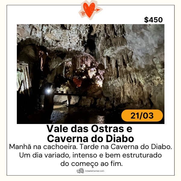 Roteiro Vale das Ostras e Caverna do Diabo da Rota Elementar no PETAR com interior iluminado da caverna, estalactites, estalagmites, paredes rochosas e passarela de visitação.